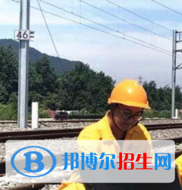 鄭州2020年鐵路學校都有什么專業(yè)適合男生