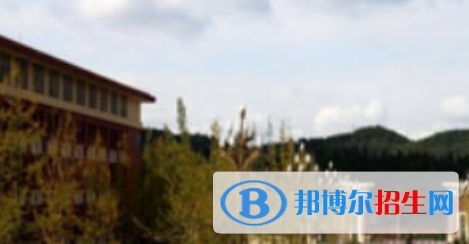 來賓衛(wèi)生學校2020年報名條件、招生要求、招生對象 