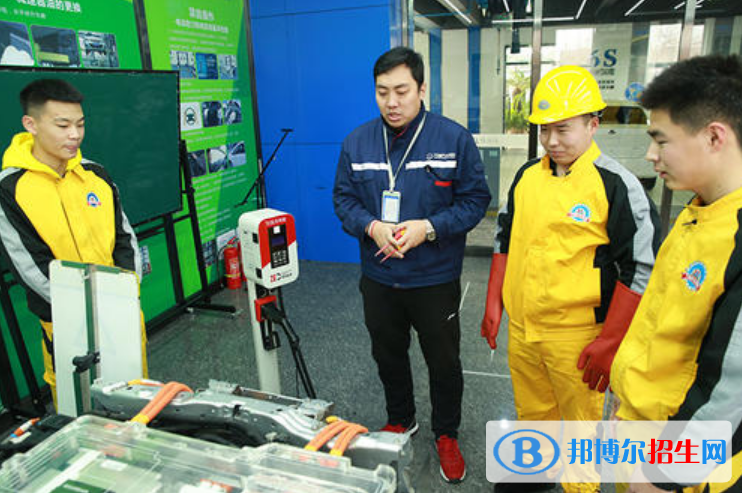 重慶2022年讀汽修學(xué)校哪個專業(yè)好