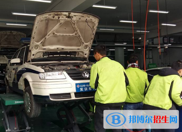 重慶2022年汽修學校就業(yè)形勢怎么樣