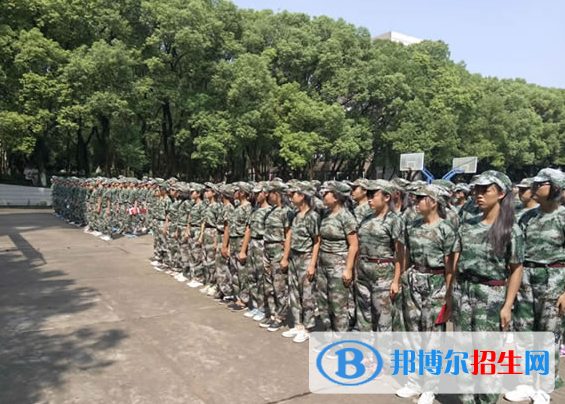 南昌2020年鐵路學(xué)校多少錢(qián)