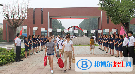 濮陽(yáng)建業(yè)國(guó)際學(xué)校網(wǎng)站網(wǎng)址