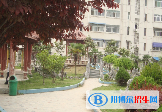 安徽霍邱師范學(xué)校2020年報(bào)名條件、招生要求、招生對(duì)象