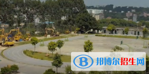廣西公路技工學校2020年報名條件、招生要求、招生對象