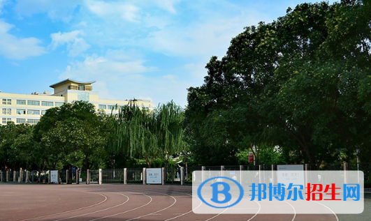 湛江湛港職業(yè)技術(shù)學(xué)校2020年招生辦聯(lián)系電話