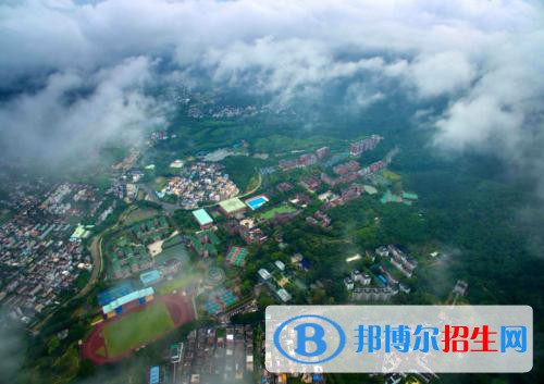 鄭州綠野科技中等專業(yè)學校2021年招生辦聯(lián)系電話