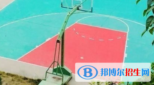 西安工業(yè)技工學校網(wǎng)站網(wǎng)址