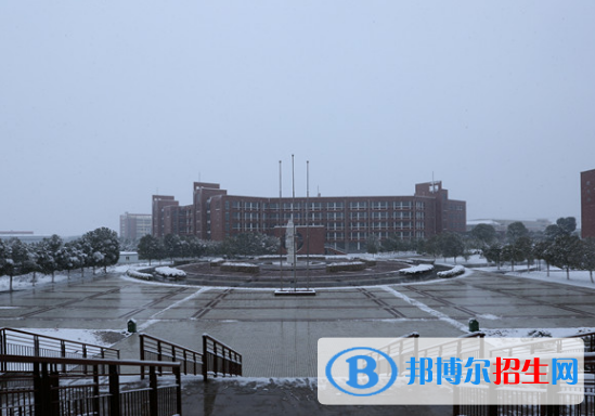 安徽汽車工業(yè)學校怎么樣、好不好
