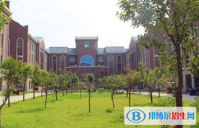 臨沂國際學校高中部2020年招生辦聯(lián)系電話
