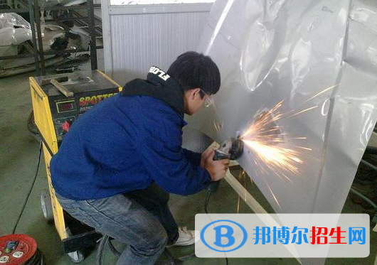 湛江2020年在汽修學校學什么專業(yè)好