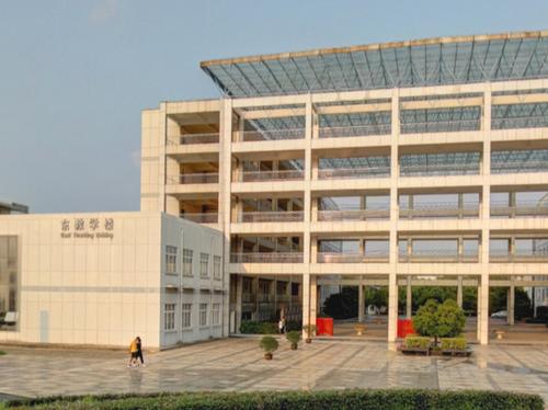 常州2020年哪個(gè)大專學(xué)校的鐵路學(xué)校好