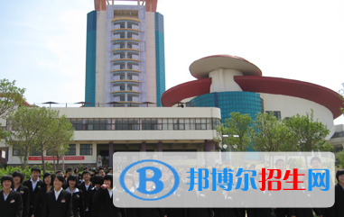 青島國基外語學(xué)校020年招生簡章