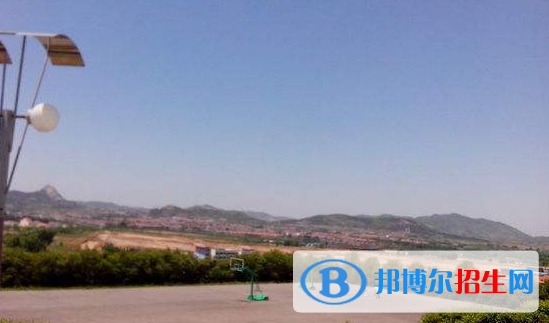 青島國(guó)基外語(yǔ)學(xué)校2020年招生辦聯(lián)系電話(huà)
