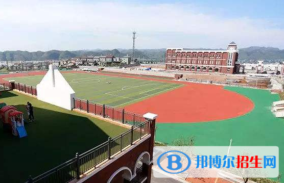 宜昌龍盤湖國際學(xué)校2020年報名條件、招生要求、招生對象