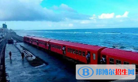 黃岡2020年哪個學校有鐵路學校