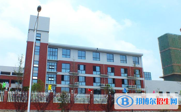 周南中學國際部2020年學費、收費多少