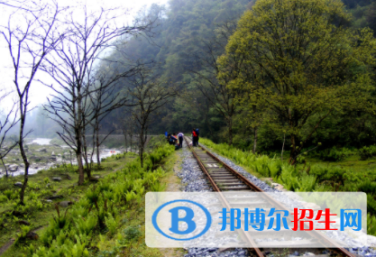 黃岡2020年初中生可以去鐵路學(xué)校嗎