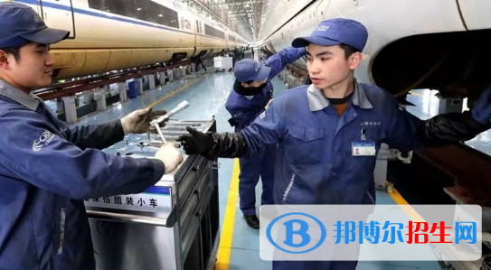 白銀2020年上鐵路學校