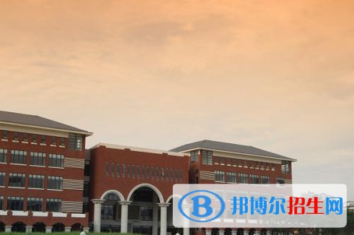 成都紡織高等?？茖W(xué)校2020年報(bào)名條件、招生要求、招生對(duì)象