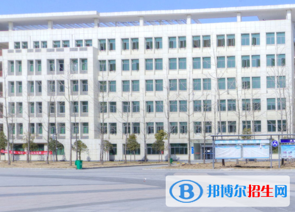 襄陽汽車職業(yè)技術(shù)學(xué)院2