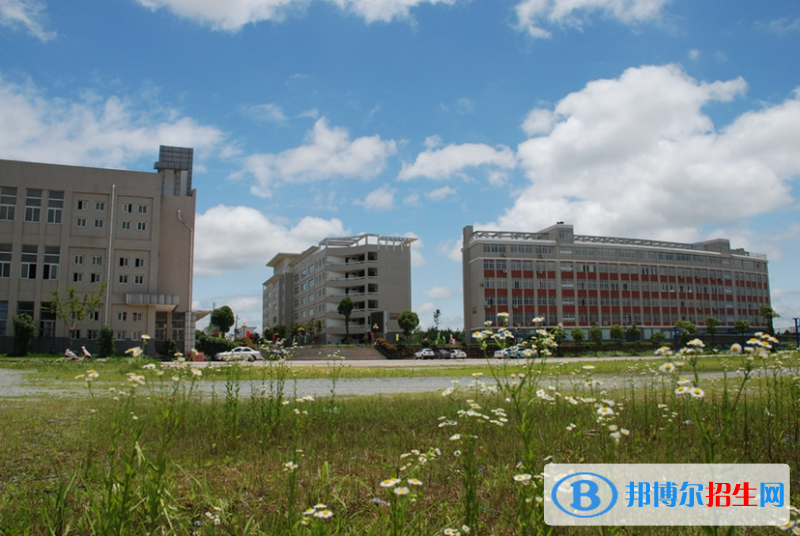 太湖職業(yè)技術(shù)學(xué)校2020年報(bào)名條件、招生要求、招生對(duì)象