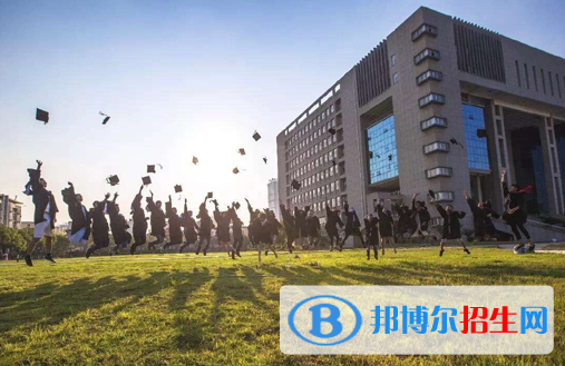 江西現(xiàn)代職業(yè)技術(shù)學院2020年報名條件、招生要求、招生對象