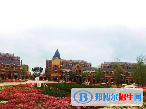 四川文化傳媒職業(yè)學院地址在哪里