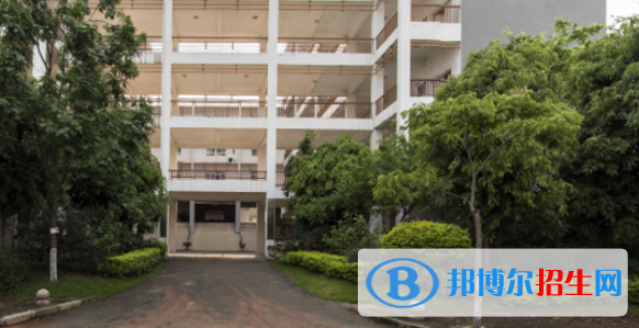 南寧職業(yè)技術(shù)學院怎么樣、好不好
