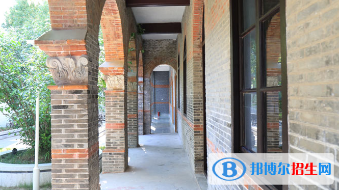 存志嘉德雙語學(xué)校2020年招生辦聯(lián)系電話