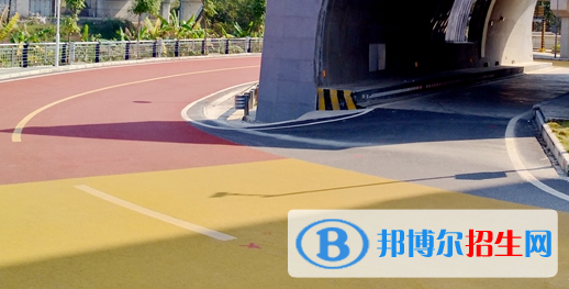 廣西交通職業(yè)技術學院地址在哪里