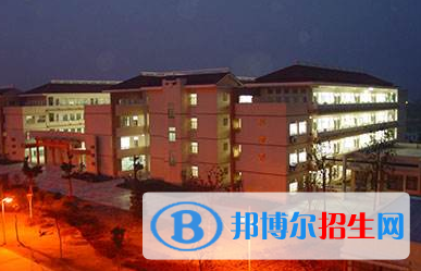 湖州南潯中學(xué)國際部2020年學(xué)費、收費多少