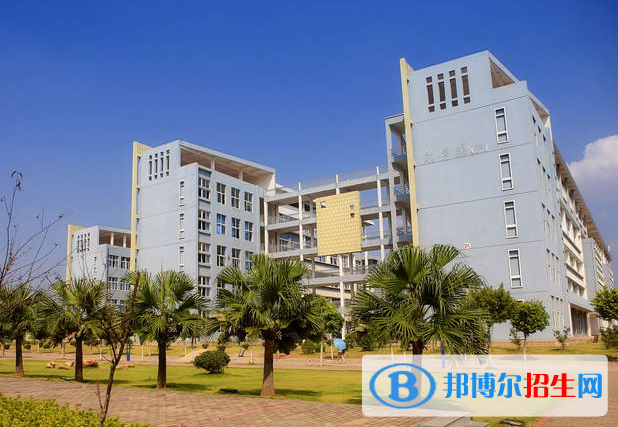 江西應(yīng)用技術(shù)職業(yè)學(xué)院怎么樣、好不好