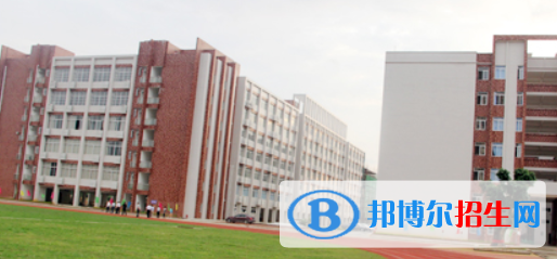 廣西工商職業(yè)技術(shù)學(xué)院2020年報(bào)名條件、招生要求、招生對(duì)象