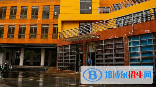 深圳科愛賽國際學(xué)校高中部2023年報名條件、招生要求、招生對象