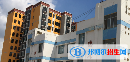 扶綏縣職業(yè)技術(shù)學(xué)校2020年報(bào)名條件、招生要求、招生對(duì)象