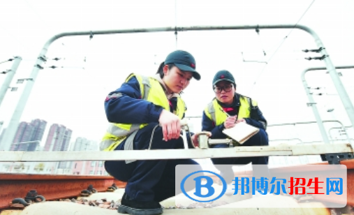 白銀2020年讀鐵路學(xué)校好嗎