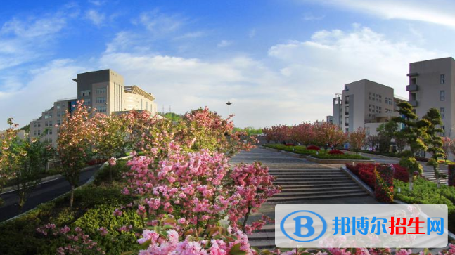 湖北工業(yè)職業(yè)技術(shù)學院8
