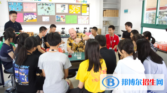 深圳國際交流學(xué)院2023年招生辦聯(lián)系電話
