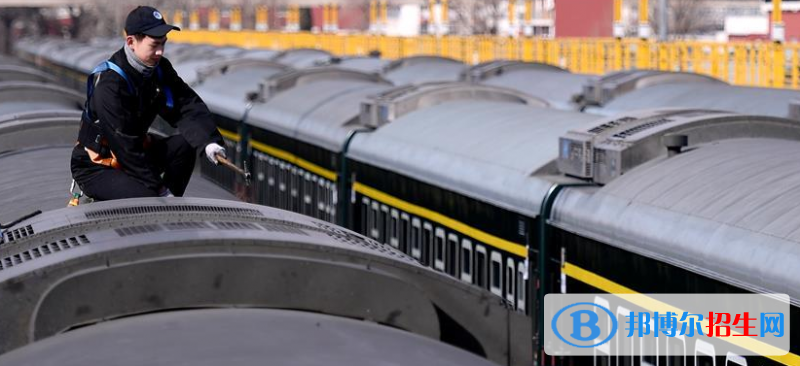 白銀2020年讀鐵路學校有前途嗎