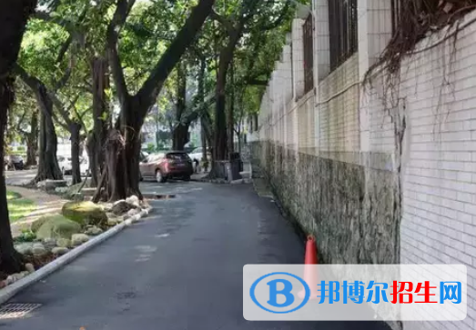 廣東南華工商職業(yè)學(xué)院怎么樣、好不好