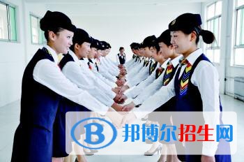 成都2020年鐵路學(xué)校報(bào)名條件