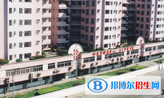 私立華聯(lián)學(xué)院學(xué)校怎么樣、好不好