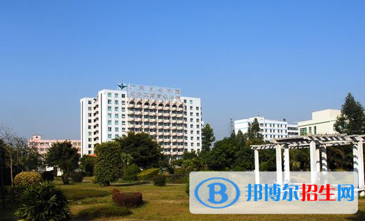 廣州白云工商技師學(xué)院2020年報(bào)名條件、招生要求、招生對(duì)象