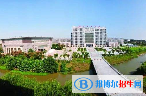 徐州工業(yè)職業(yè)技術(shù)學(xué)院怎么樣、好不好