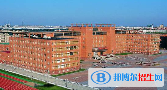 天津英華國際學(xué)校2020年招生辦聯(lián)系電話