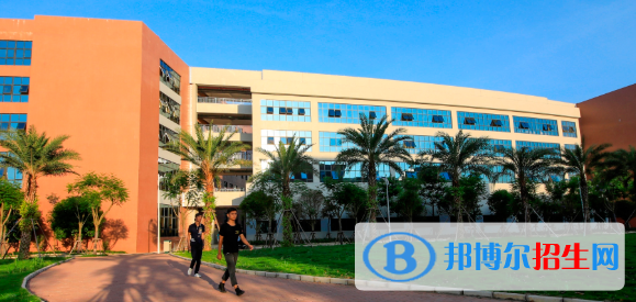 柳州職業(yè)技術(shù)學(xué)院2020年報(bào)名條件、招生要求、招生對象