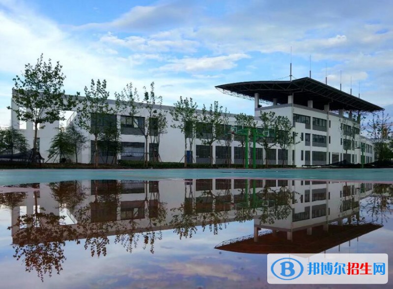 合肥經(jīng)貿旅游學校2020年報名條件、招生要求、招生對象