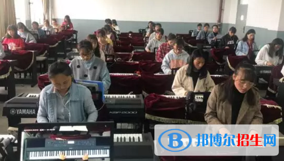 甘肅省臨夏州職業(yè)技術學校網(wǎng)站網(wǎng)址 