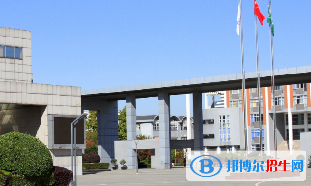 北京新東方揚州外國語學(xué)校2020年招生簡章