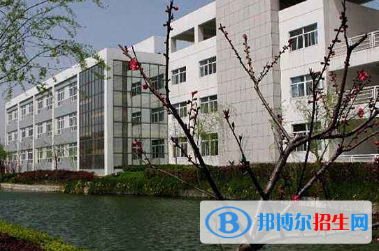 北京新東方揚州外國語學校2020年招生辦聯(lián)系電話